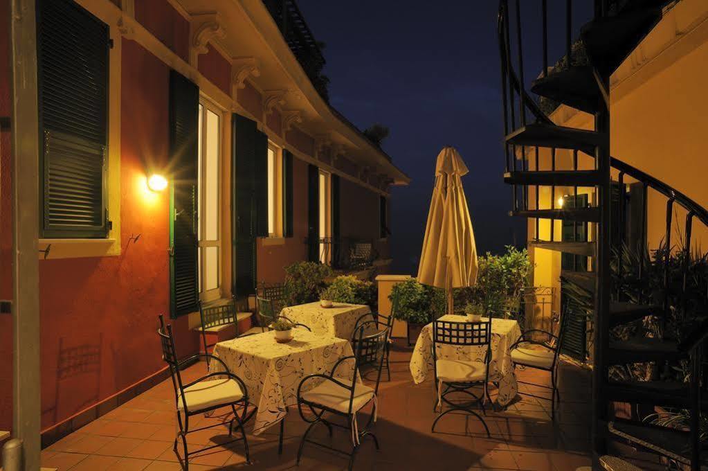 Le Terrazze Aparthotel Alassio Luaran gambar